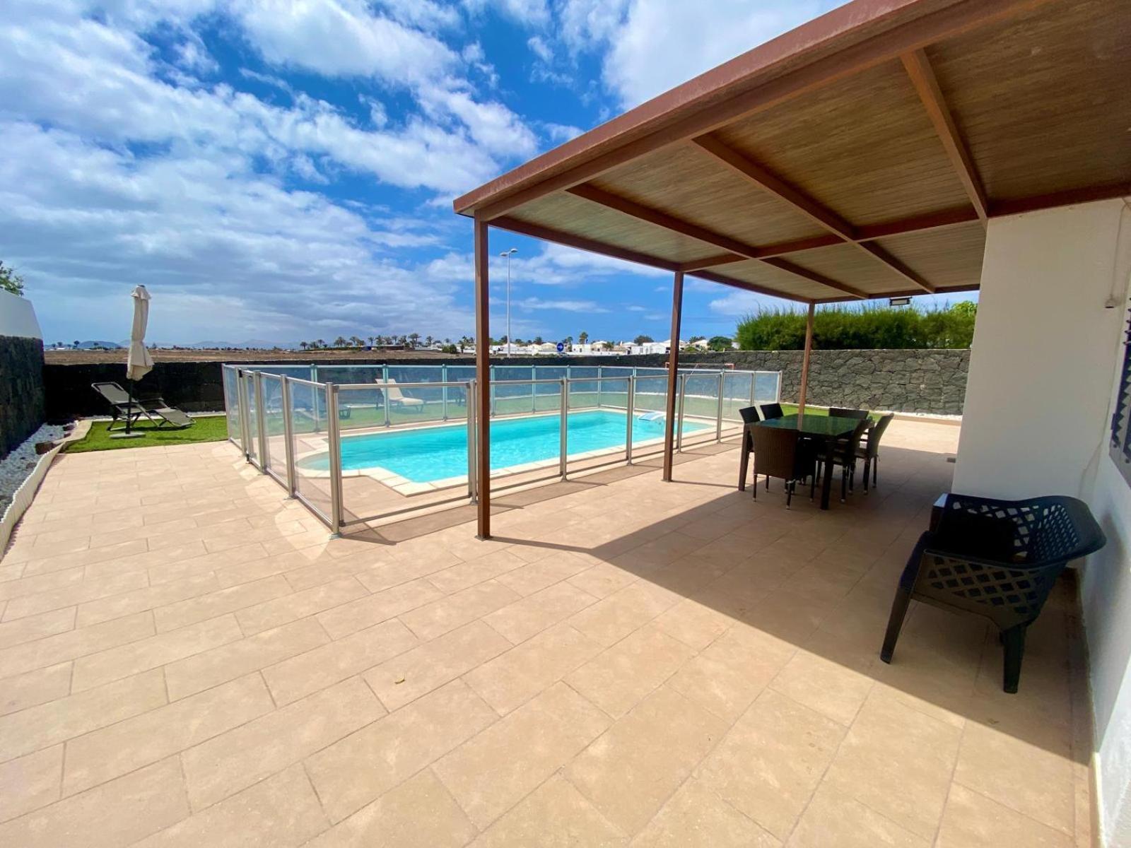 Villa Abuelo Paco - Private Heated Pool Playa Blanca  Luaran gambar